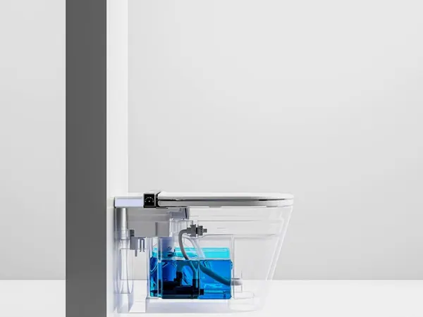 Sezione del serbatoio di un WC intelligente con l'acqua in evidenza